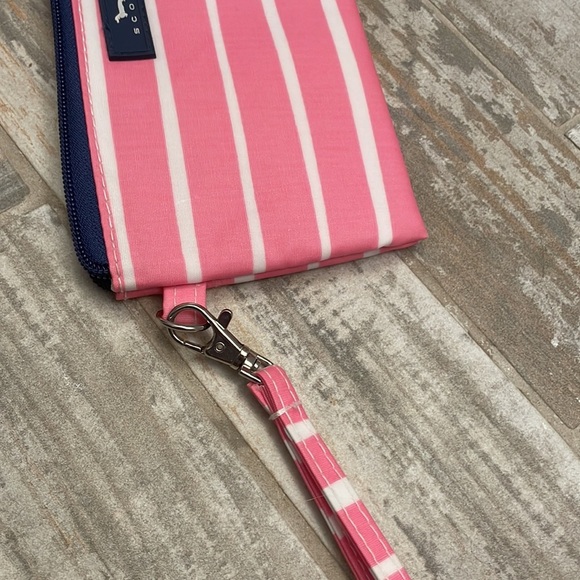 Scout Pink Striped Kate Wristlet - Picture 4 of 4